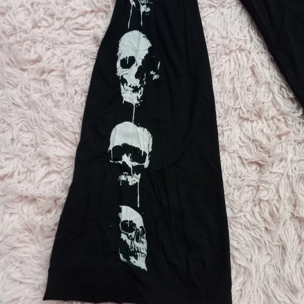 SOLD @ MARKET Killstar magick dark lord bell sleeve gothic top! Nwt! FINAL PRICE - Picture 4 of 14